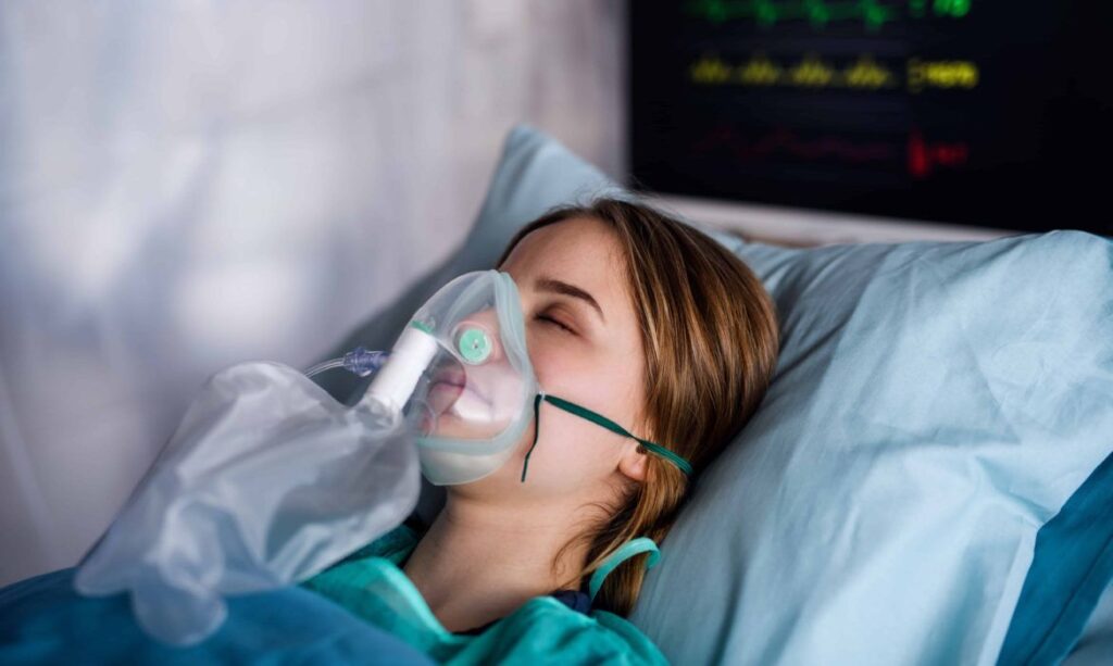 ICU specialist monitoring patient to prevent delirium at The Critical Care Physician Pune.
